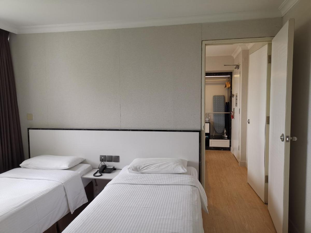 Ymca One Orchard Hotel Singapore Buitenkant foto